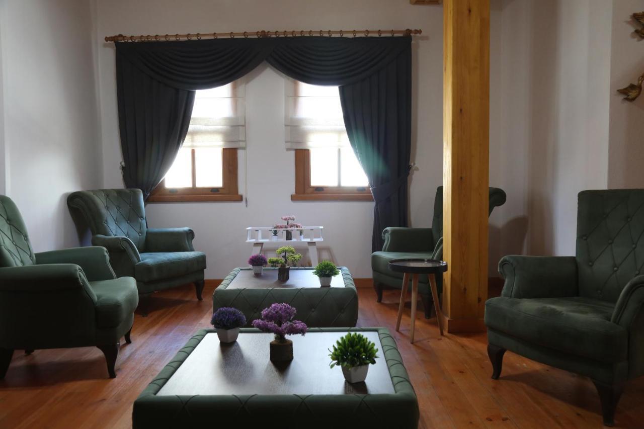 Yali Konak Butik Otel Golcuk Esterno foto